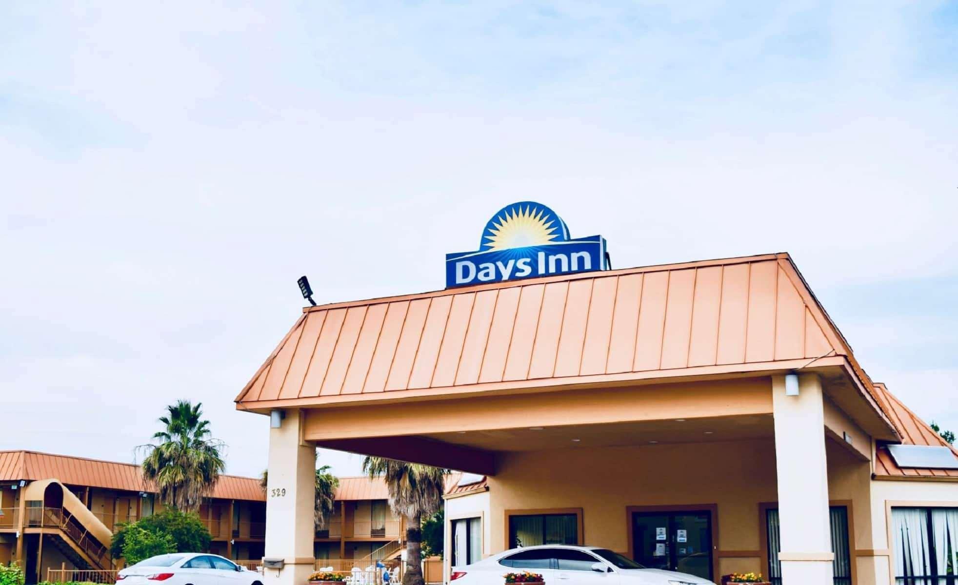 Days Inn By Wyndham Burleson Ft. Worth Luaran gambar